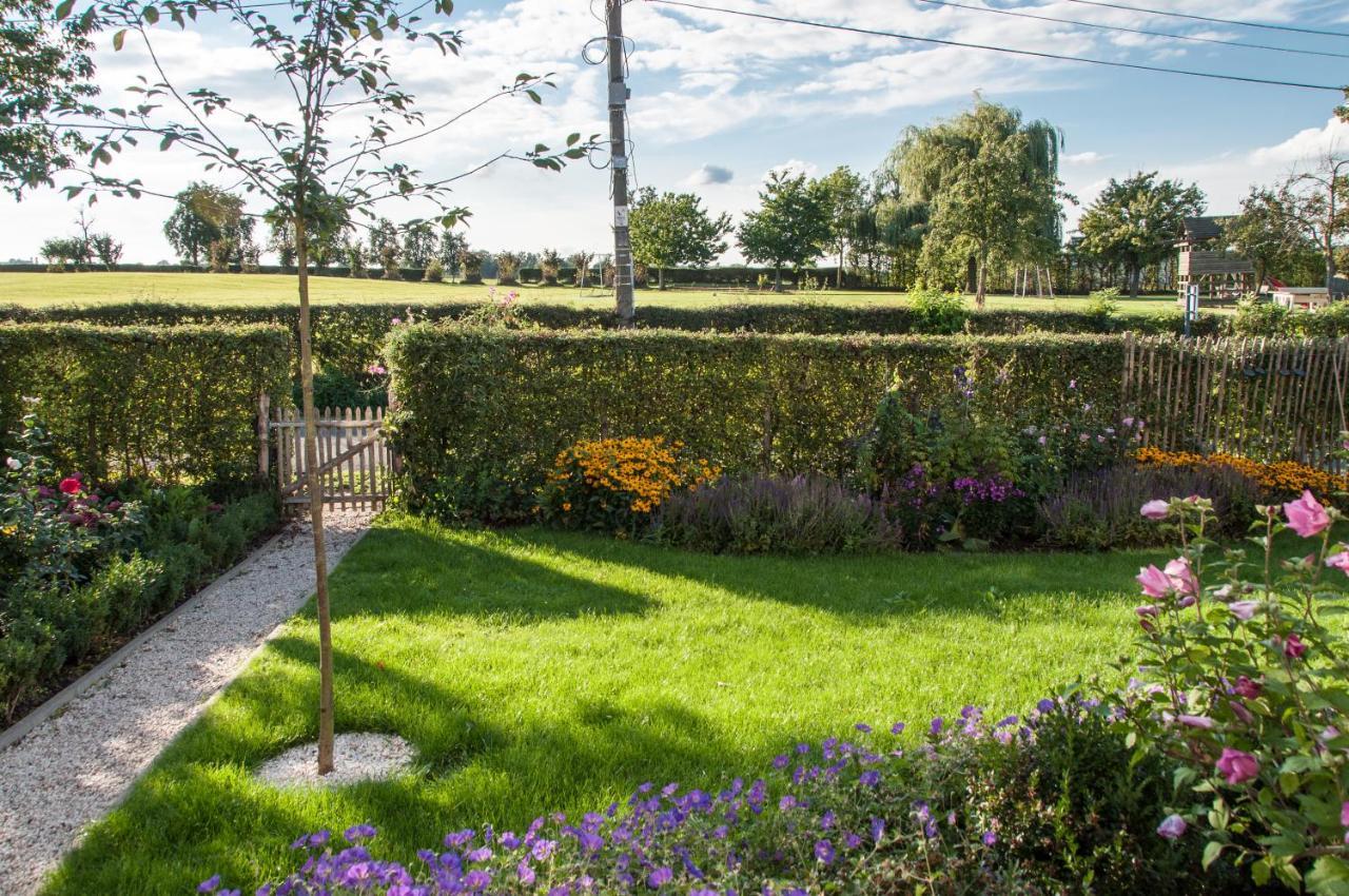 Puurteuven B&B Tussen Kunst En Natuur Voeren Exteriör bild
